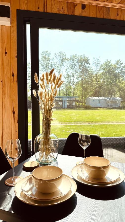 Luxe Tiny House Bij Het Leekstermeer Matsloot エクステリア 写真