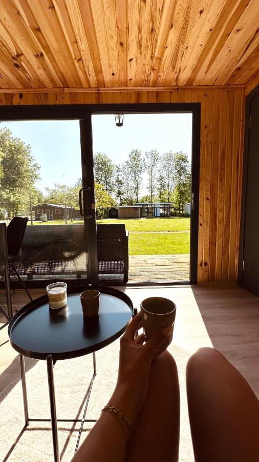 Luxe Tiny House Bij Het Leekstermeer Matsloot エクステリア 写真